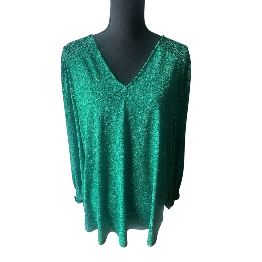 Adriana Papell Green V-Neck Blouse – Long Sleeve, Micro-Print Pattern
